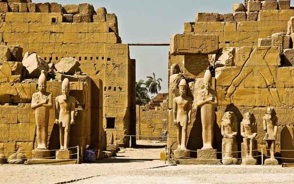 Луксорский храм египет